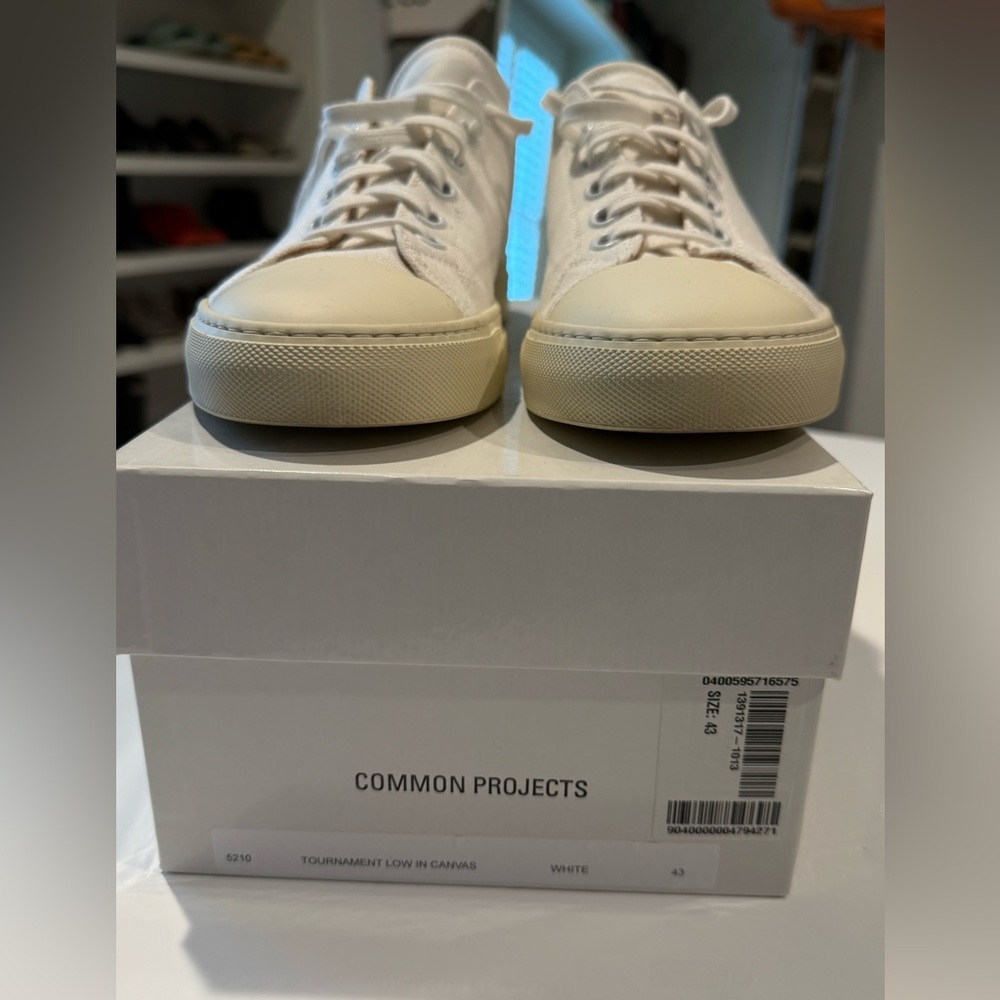 Common Projects White Sneakers - Picture 5 of 5